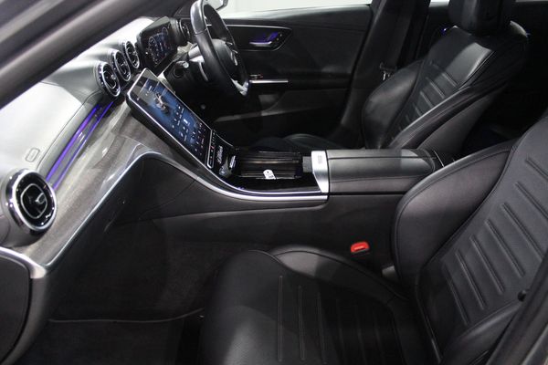 2022-Mercedes-Benz-C-Class-C-200-Auto image:5