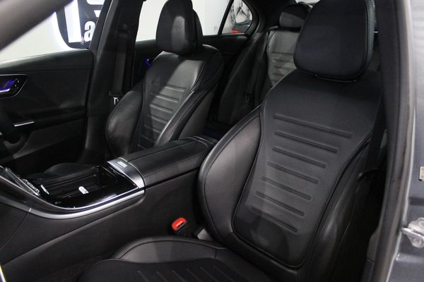 2022-Mercedes-Benz-C-Class-C-200-Auto image:6
