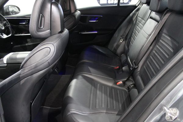 2022-Mercedes-Benz-C-Class-C-200-Auto image:7