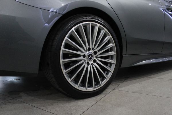 2022-Mercedes-Benz-C-Class-C-200-Auto image:8