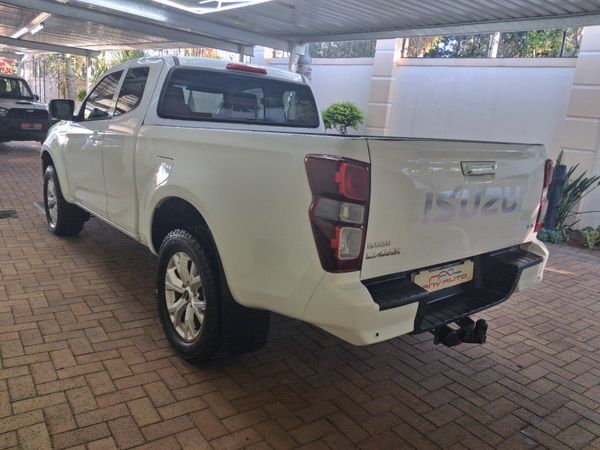 2023-Isuzu-D-Max-19-DDI-HR-LS-Auto-Extended-Cab image:4
