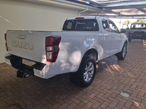 2023-Isuzu-D-Max-19-DDI-HR-LS-Auto-Extended-Cab image:8