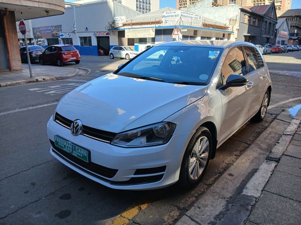 2016-Volkswagen-Golf-VII-14-TSI image:2