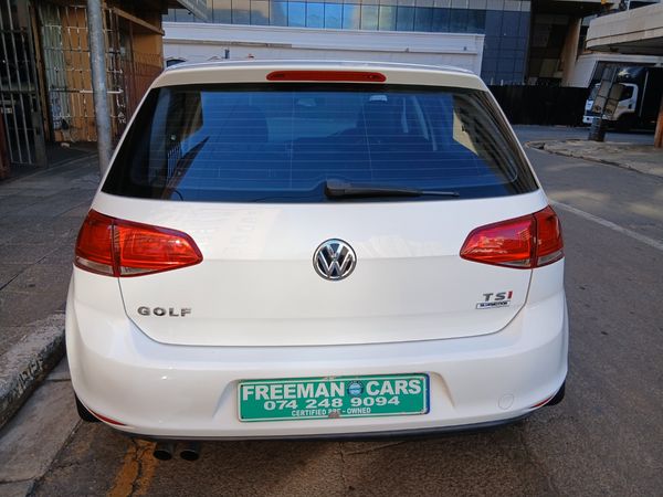 2016-Volkswagen-Golf-VII-14-TSI image:3