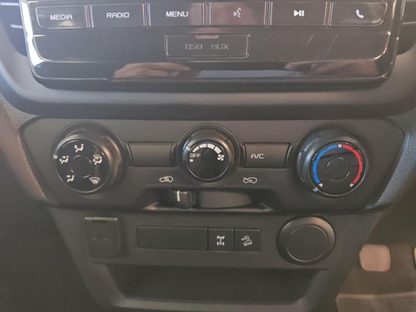 2023-Isuzu-D-Max-19-DDI-HR-Extended-Cab image:17
