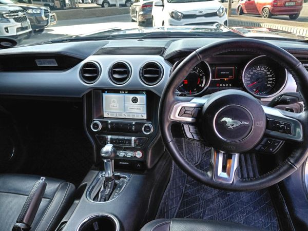 2018-Ford-Mustang-23-EcoBoost-Auto image:2