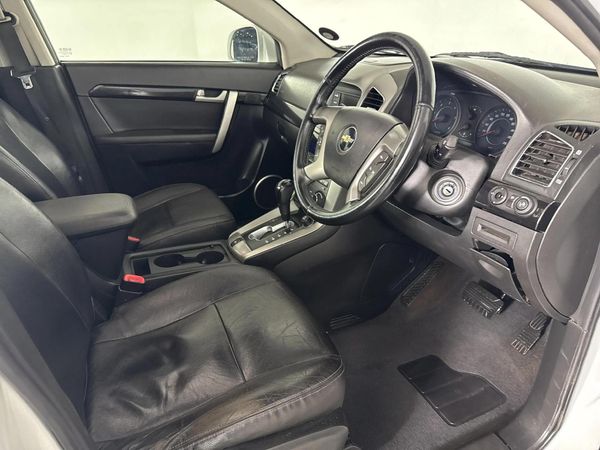 2012-Chevrolet-Captiva-22D-LTZ-4x4-Auto image:9