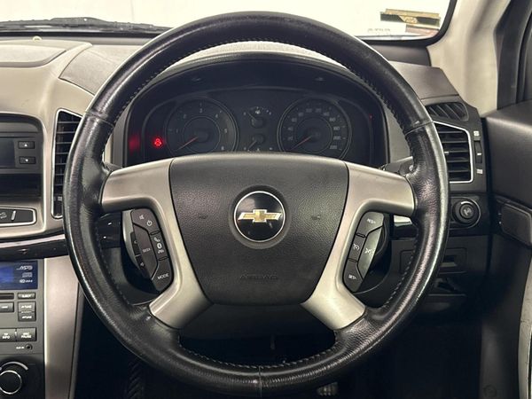 2012-Chevrolet-Captiva-22D-LTZ-4x4-Auto image:10