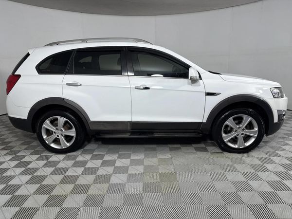 2012-Chevrolet-Captiva-22D-LTZ-4x4-Auto image:15