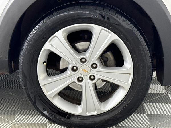 2012-Chevrolet-Captiva-22D-LTZ-4x4-Auto image:5