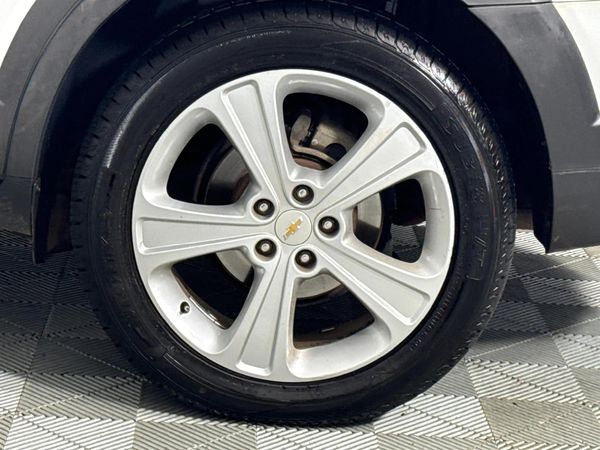 2012-Chevrolet-Captiva-22D-LTZ-4x4-Auto image:6