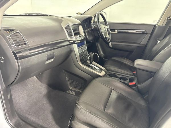 2012-Chevrolet-Captiva-22D-LTZ-4x4-Auto image:8
