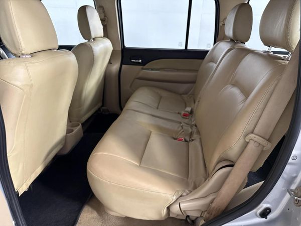 2012-Ford-Everest-30-TDCi-XLT image:3