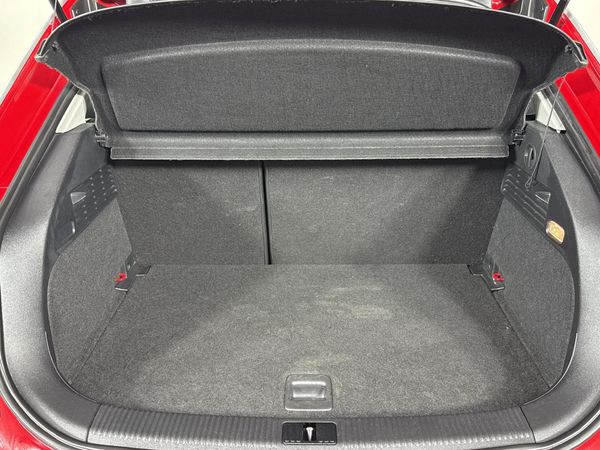 2013-Audi-A1-14-TFSI-3-dr-Attraction-Auto image:12