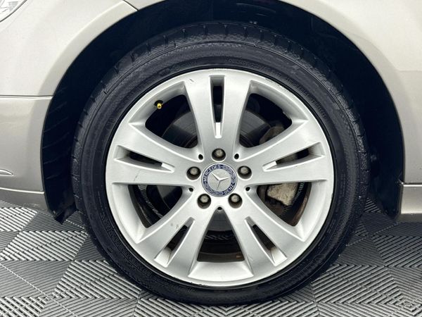 2007-Mercedes-Benz-C-Class-C-280-Avantgarde-Auto image:4