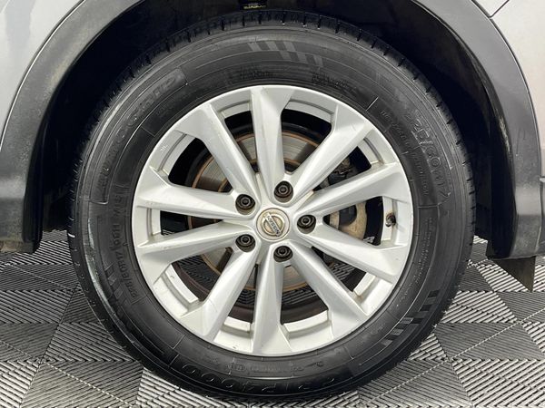 2015-Nissan-Qashqai-15-dCi-Acenta-Tech image:5