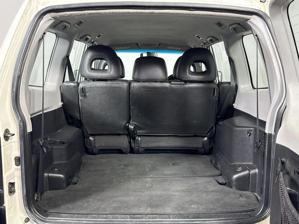 2006-Mitsubishi-Pajero-3200-DI-D-GLX-Auto image:13