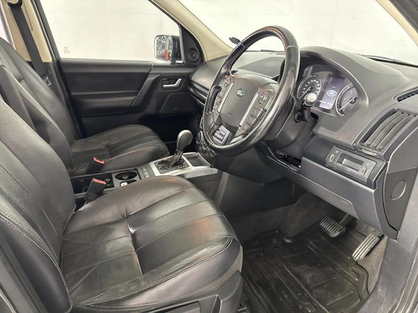 2013-Land-Rover-Freelander-II-22-SD4-S-Auto image:9