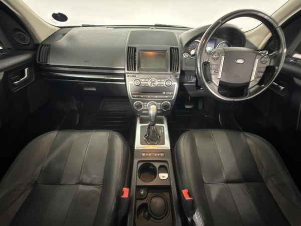 2013-Land-Rover-Freelander-II-22-SD4-S-Auto image:1