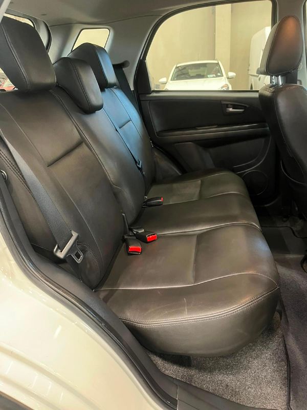 2009-Suzuki-SX4-20-Auto image:11