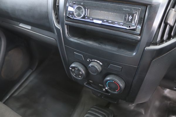 2018-Isuzu-KB-250D-Leed-Single-Cab image:9