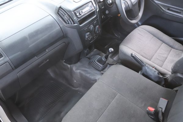2018-Isuzu-KB-250D-Leed-Single-Cab image:11