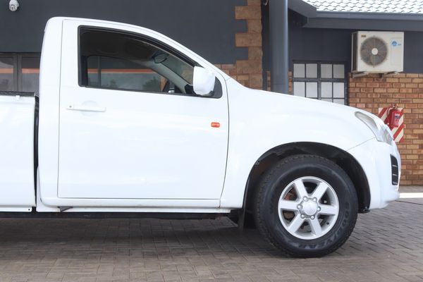 2018-Isuzu-KB-250D-Leed-Single-Cab image:15