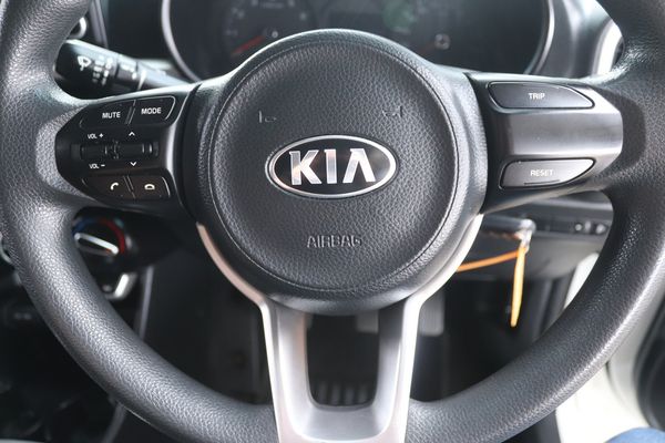 2020-Kia-Picanto-10-Street image:15