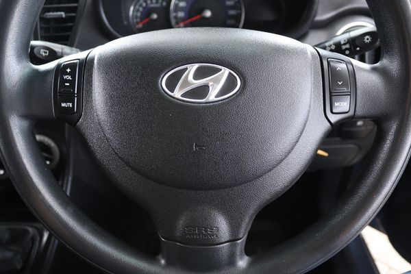 2014-Hyundai-i10-11-GLS-Motion image:16