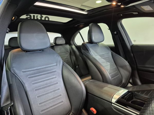 2022-Mercedes-Benz-C-Class-C-200-Auto image:8
