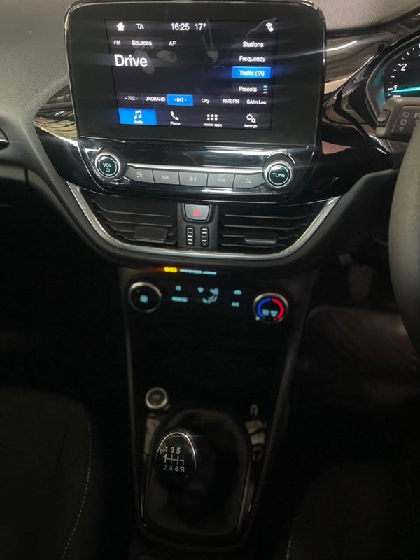 2019-Ford-Fiesta-10-EcoBoost-Trend-5-dr image:1