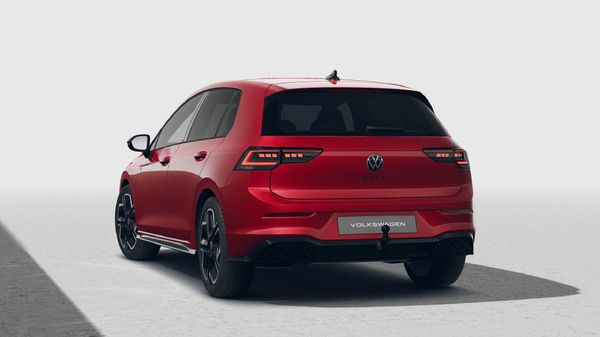 2026-Volkswagen-Golf-14-TSI-R-Line-Auto-110kw image:2