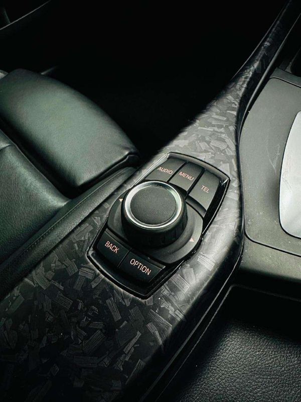 2016-BMW-2-Series-M235i-Coupe-Auto image:10