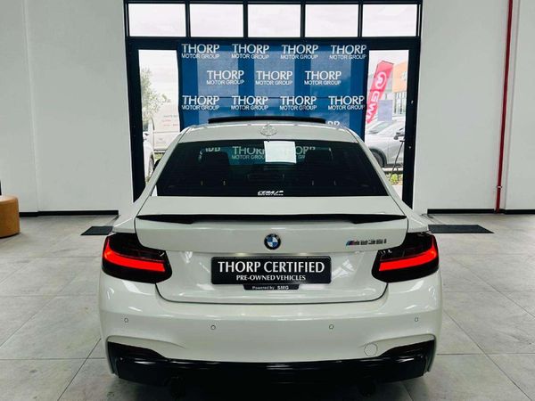 2016-BMW-2-Series-M235i-Coupe-Auto image:4