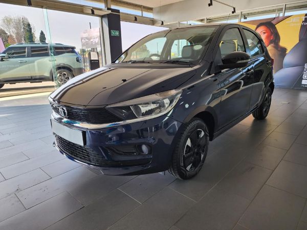 2026-TATA-Tiago-12-XT-Auto image:1