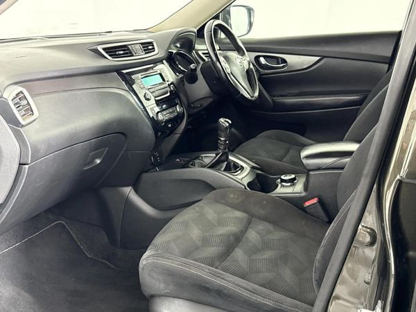 2015-Nissan-X-Trail-16-dCi-LE-4x4 image:8