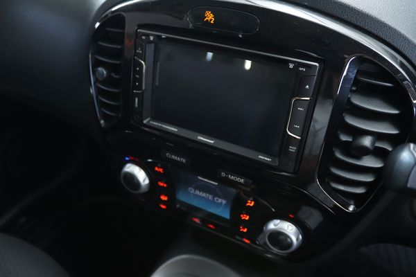 2014-Nissan-Juke-16-Acenta image:11