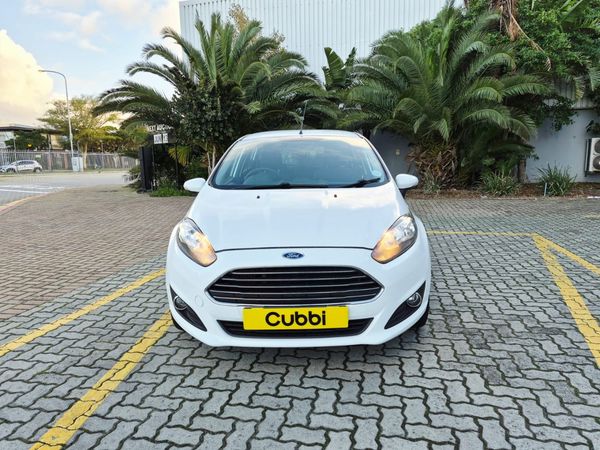 2015-Ford-Fiesta-10-EcoBoost-Trend-Auto-5-dr image:1