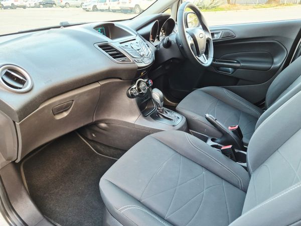 2015-Ford-Fiesta-10-EcoBoost-Trend-Auto-5-dr image:26