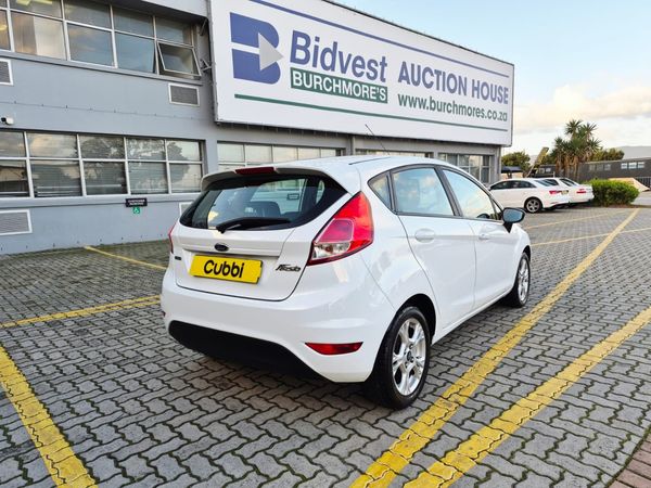 2015-Ford-Fiesta-10-EcoBoost-Trend-Auto-5-dr image:8