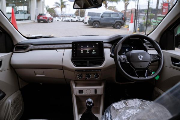 2026-Renault-Triber-10-Techno image:11