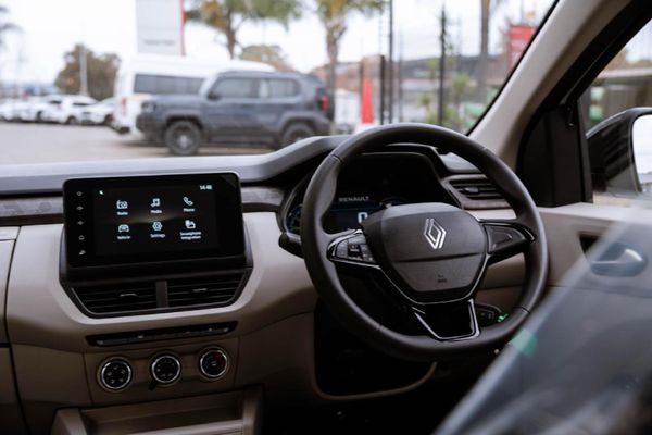 2026-Renault-Triber-10-Techno image:7