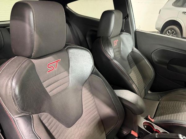 2017-Ford-Fiesta-ST-200-16-EcoBoost-3-dr image:2