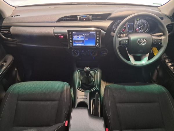 2024-Toyota-Hilux-24-GD-6-Raider-4x4-Double-Cab image:12