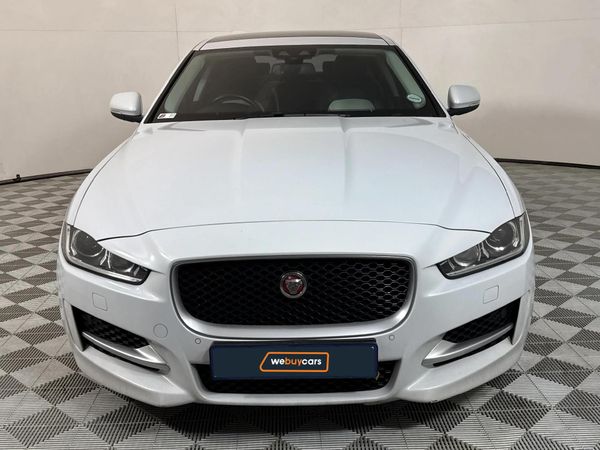 2017-Jaguar-XE-20-R-Sport-Auto-P250-SE image:16
