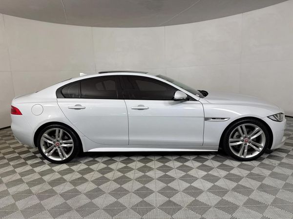 2017-Jaguar-XE-20-R-Sport-Auto-P250-SE image:18