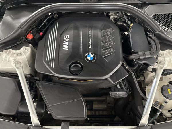 2020-BMW-5-Series-520d-M-Sport image:12