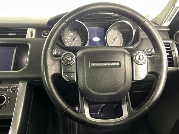 2016-Land-Rover-Range-Rover-Sport-30-SDV6-SE image:11
