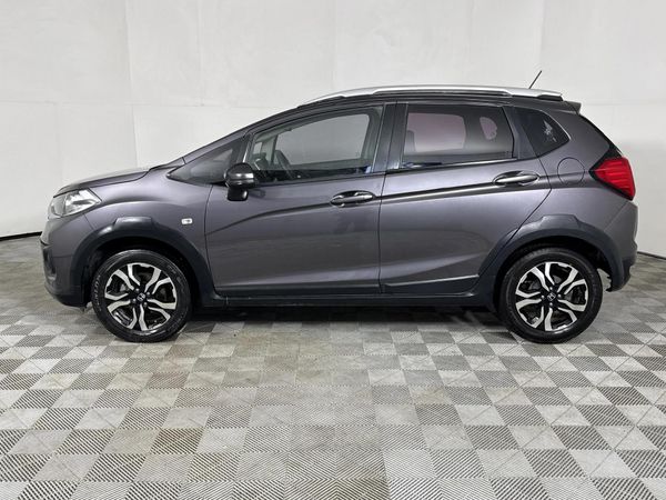 2021-Honda-WR-V-12-Comfort image:9