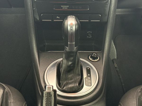 2013-Volkswagen-Beetle-14-TSI-Sport-Auto image:9
